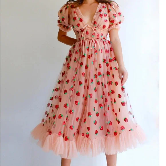 COPY - STRAWBERRY Tulle Sparkles! Pink Ruffles Fairy Tale Dress Kawaii Celebrat… - Picture 5 of 7